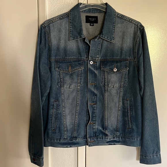 Other - Denim jacket size Large
